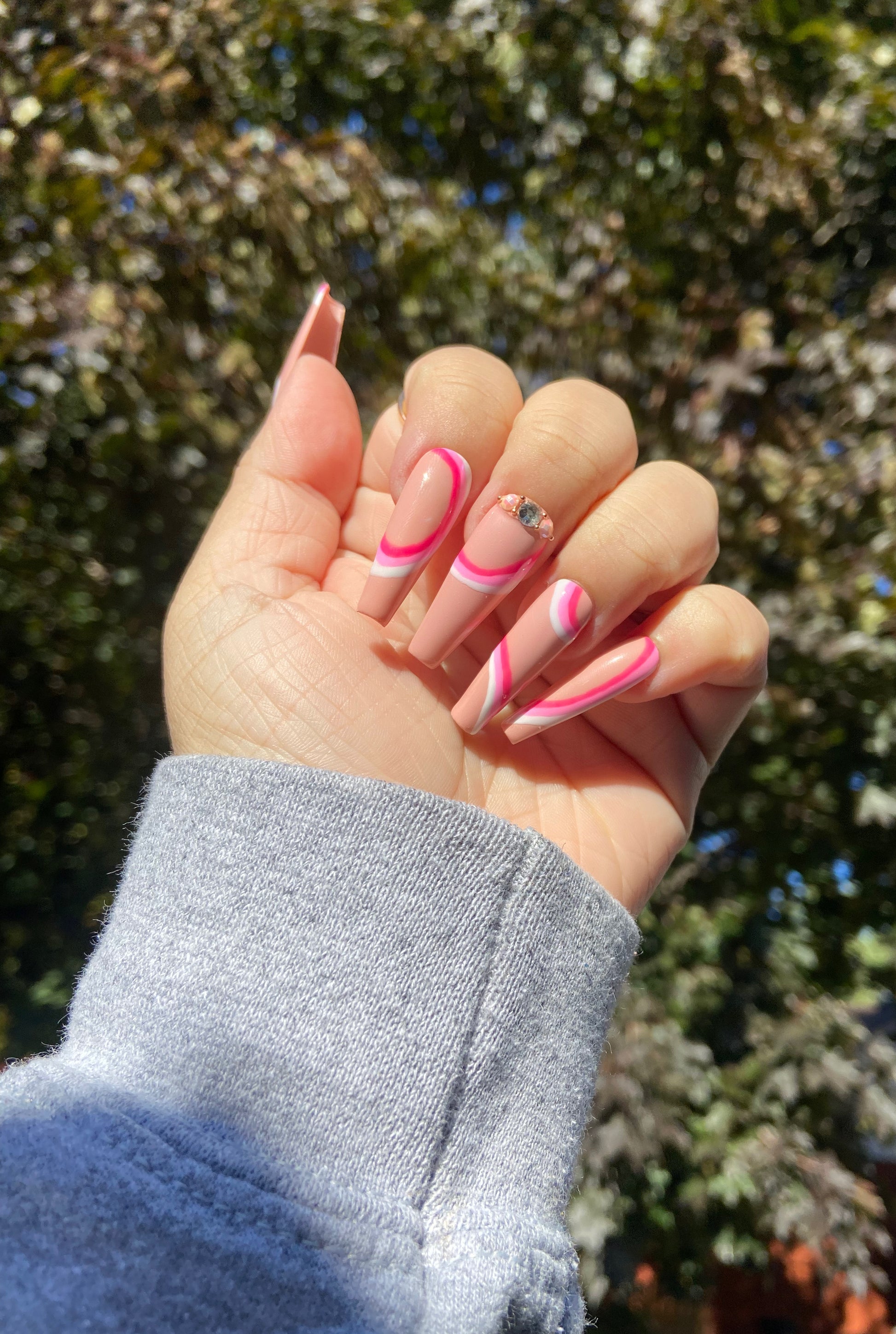 Pink Stripes – Dainty Bold Beauty